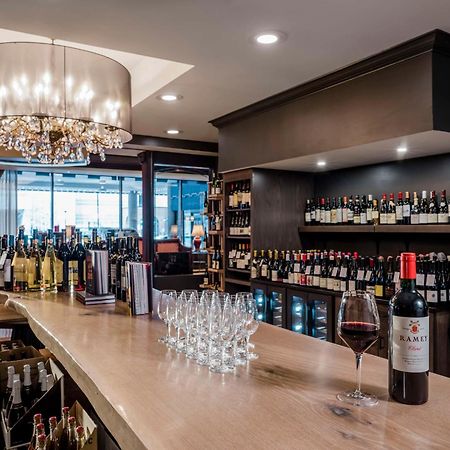 Amway Grand Plaza Hotel, Curio Collection By Hilton Grand Rapids Bagian luar foto